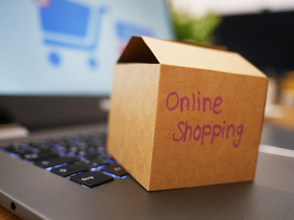 Main stages of creating an online store